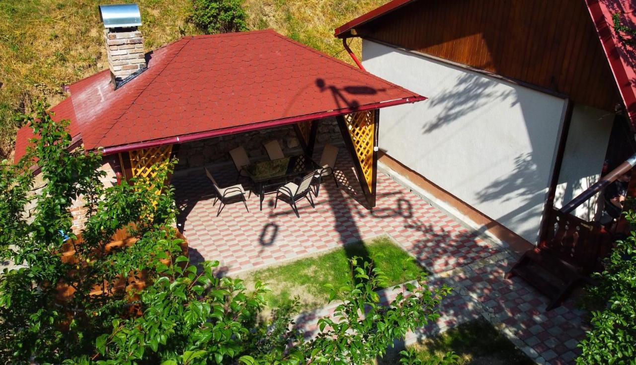 Casa De Vacanta Chesa Borsec Exterior photo